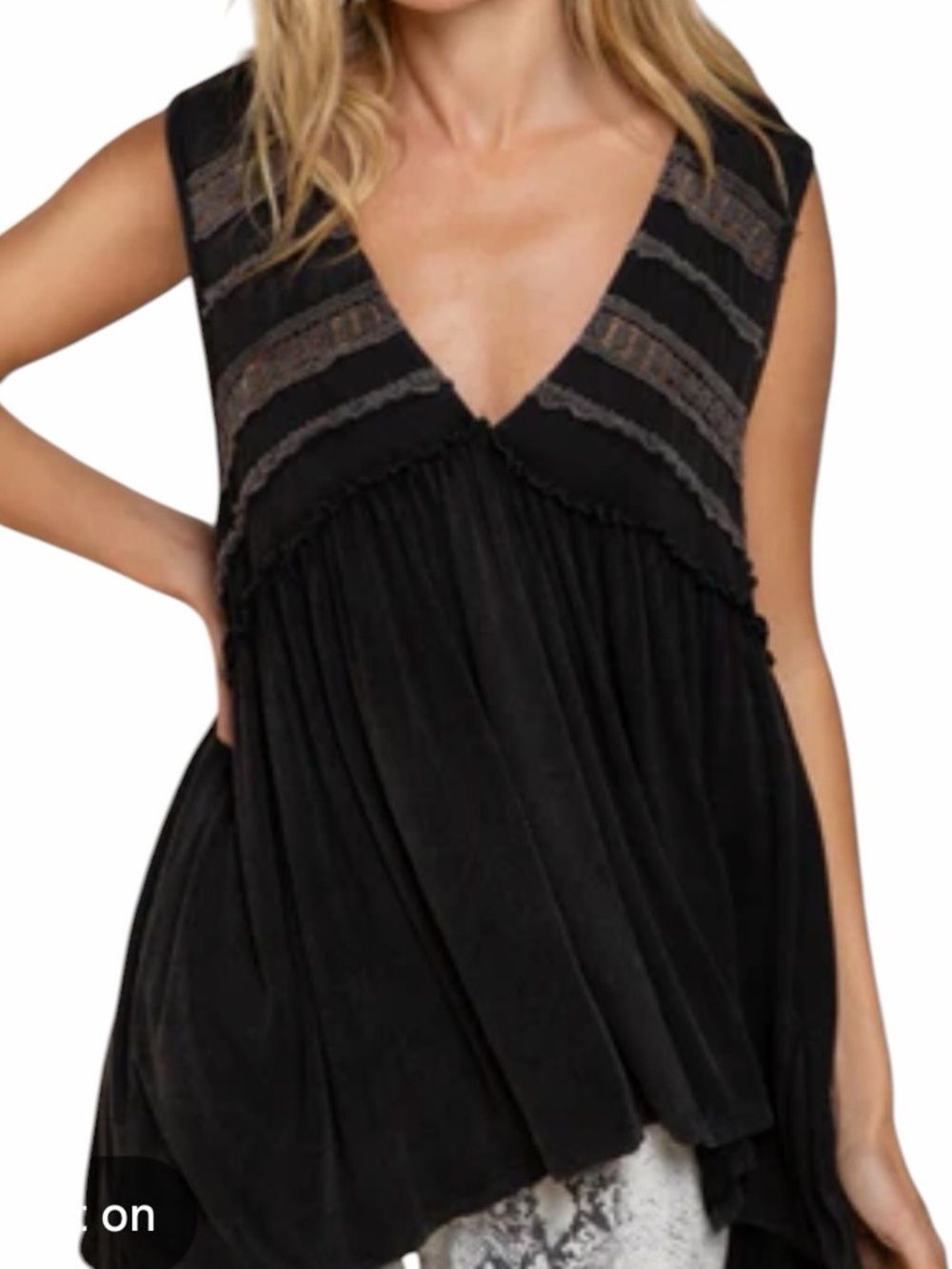 POL Lace Detail Pleated V-Neck Tank Tunic S